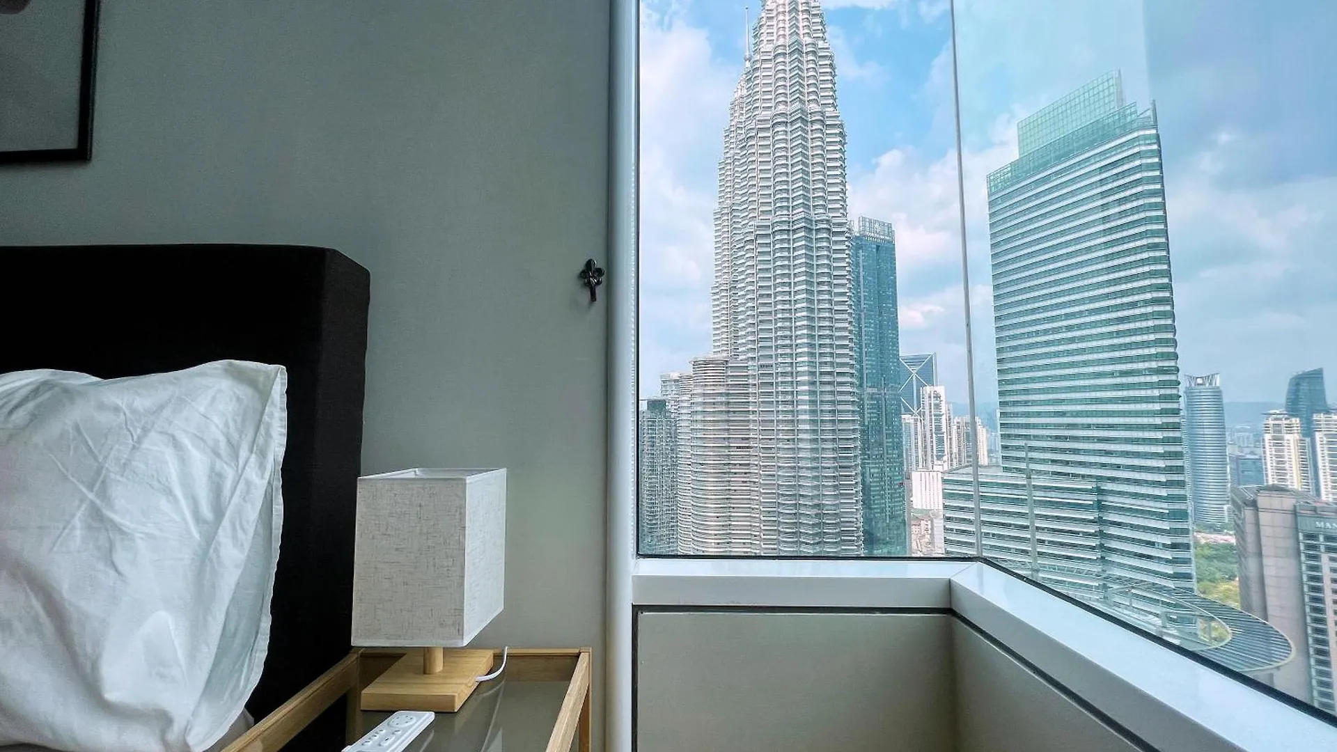Lejlighed Sky Suites Charming 3Br Suite Klcc View Kuala Lumpur